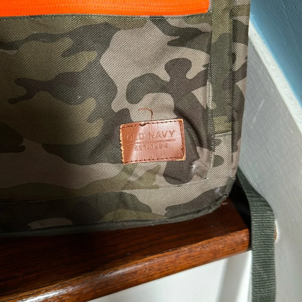 ⭐️ 3/$15 Old Navy Orange and Camouflage Backpack Booksack